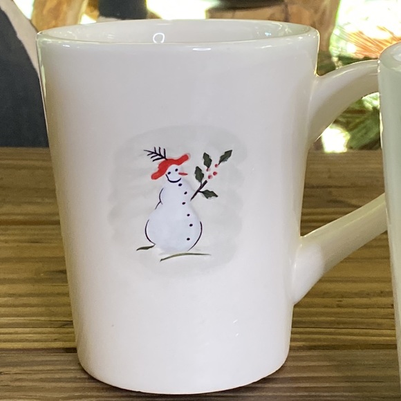 Williams Sonoma Set of 4 Assorted Snowman Decorative Collectible Seasonal Mugs⛄️ - Picture 5 of 16